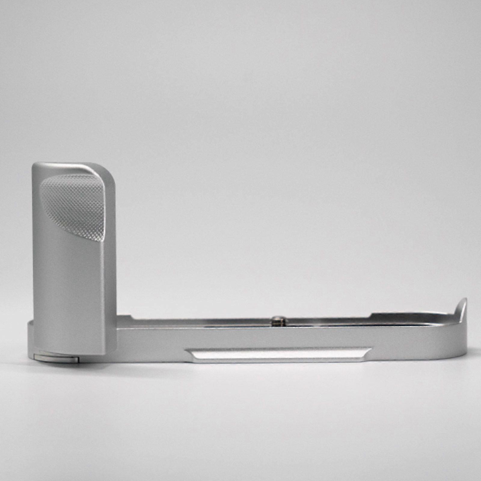 Leica M10 Diamond Pattern Grip With Arca-Swiss Quick Release For Efficient Battery Changes