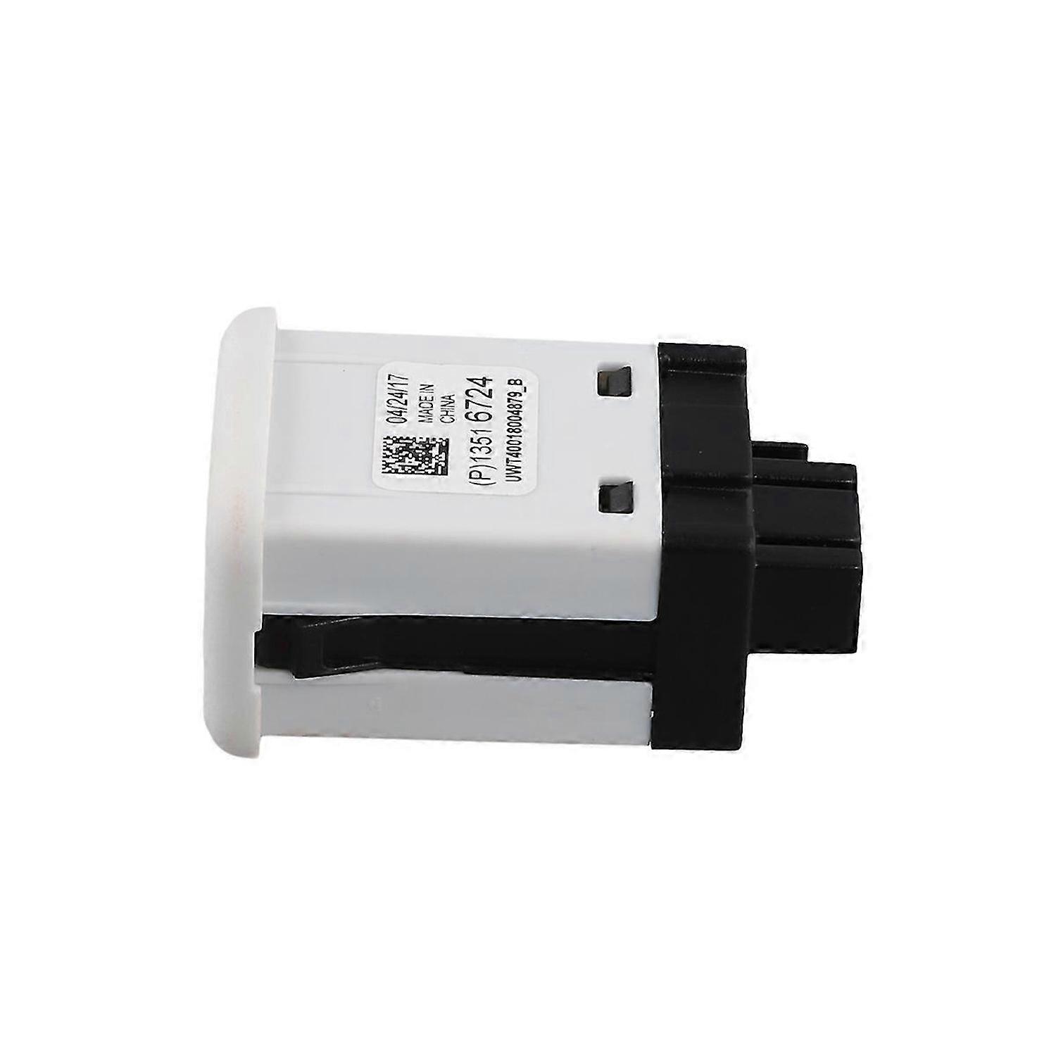 Audio Player Receptacle AUX interface 2 USB port 1 SD For Cadillac