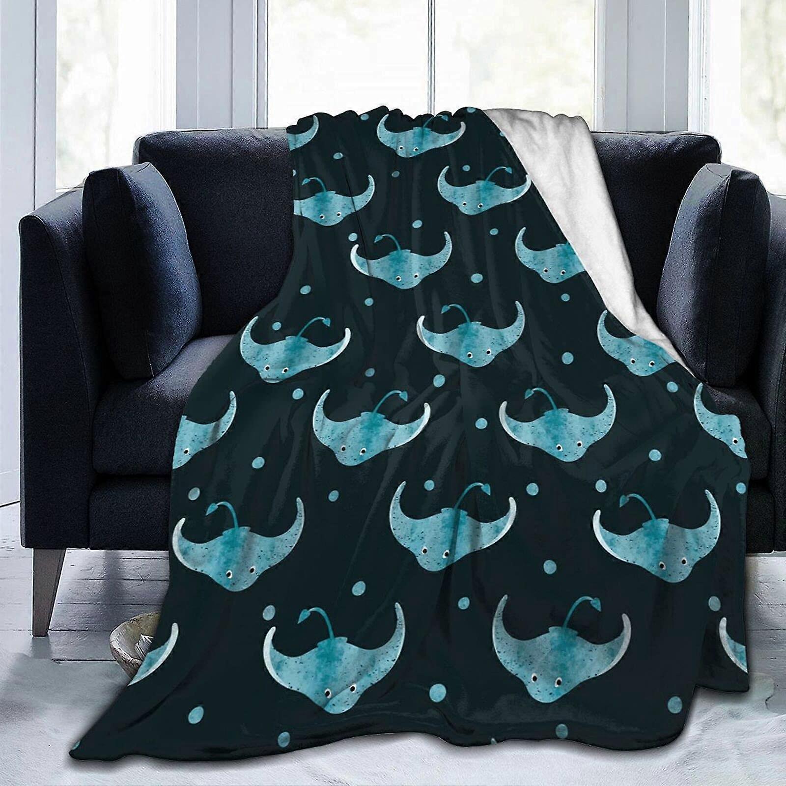 Soft Blanket with Rayan Fish Pattern | Flannel Throw | Warm Anti-Pilling Washable Blanket for Adults and Kids | 200 x 150 cm