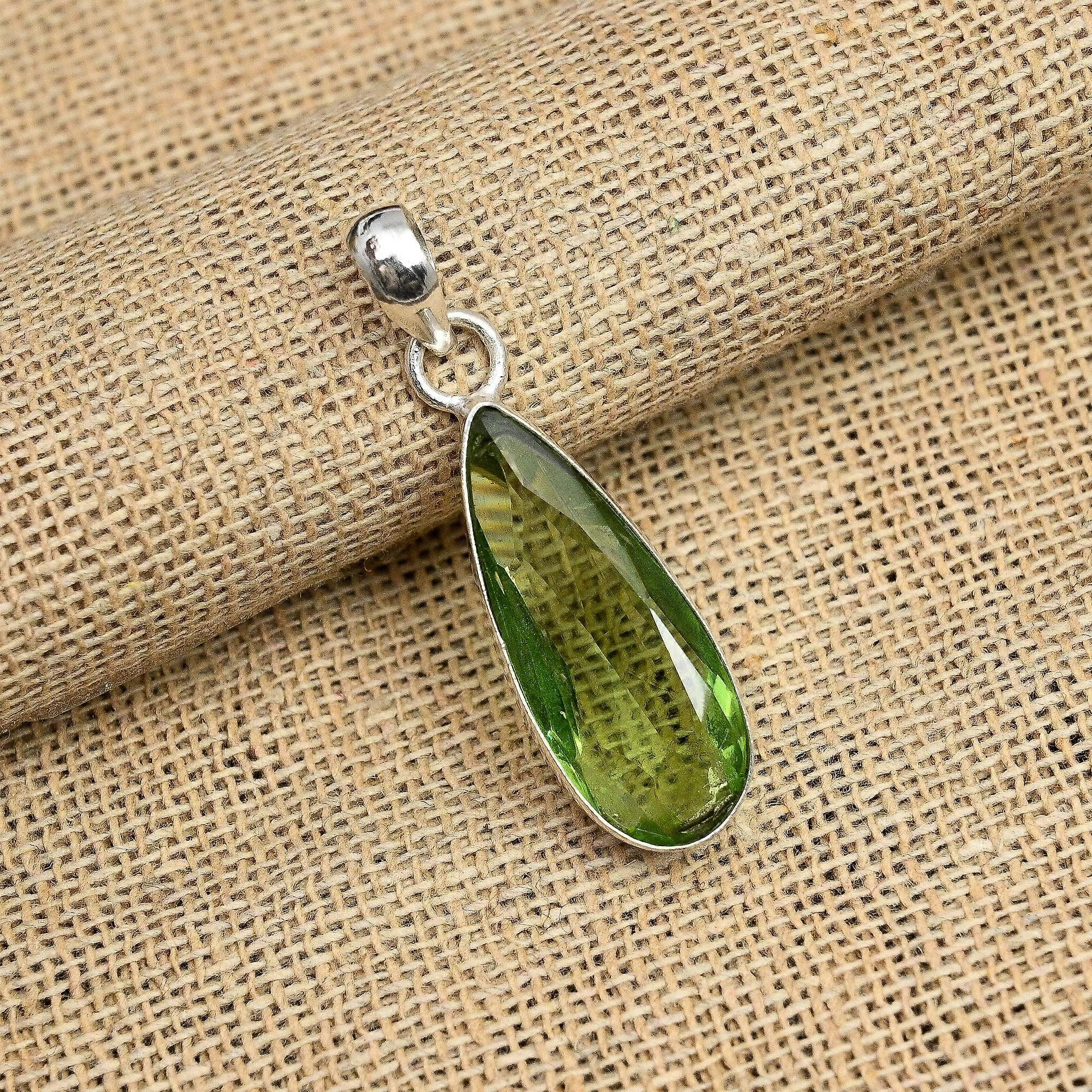 Pandantiv din argint 925, lucrat manual, cu ametist verde, pentru femei