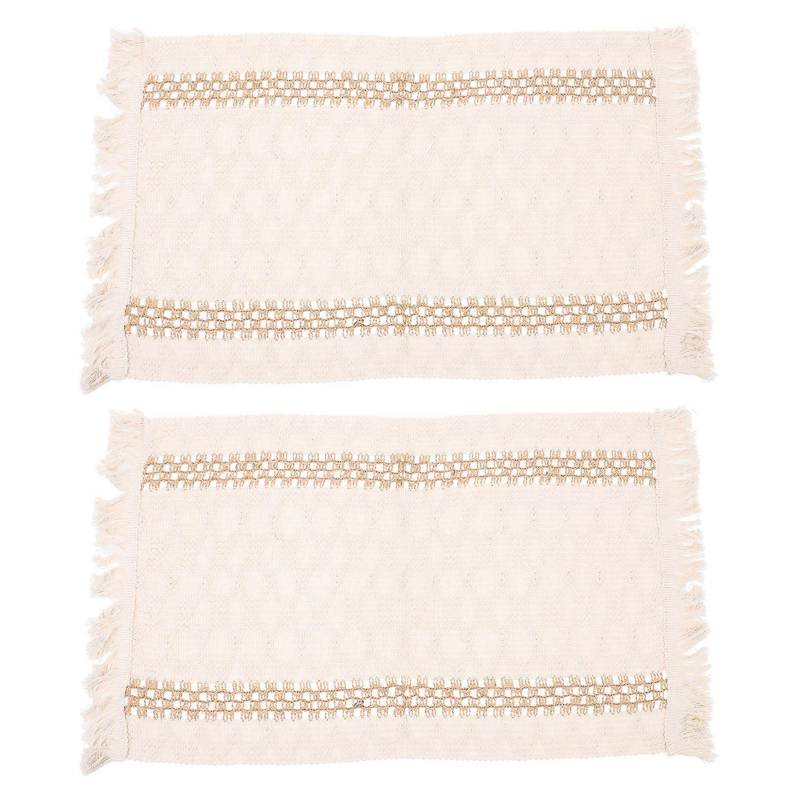 Elegant placemat adding charm to restaurants and parties