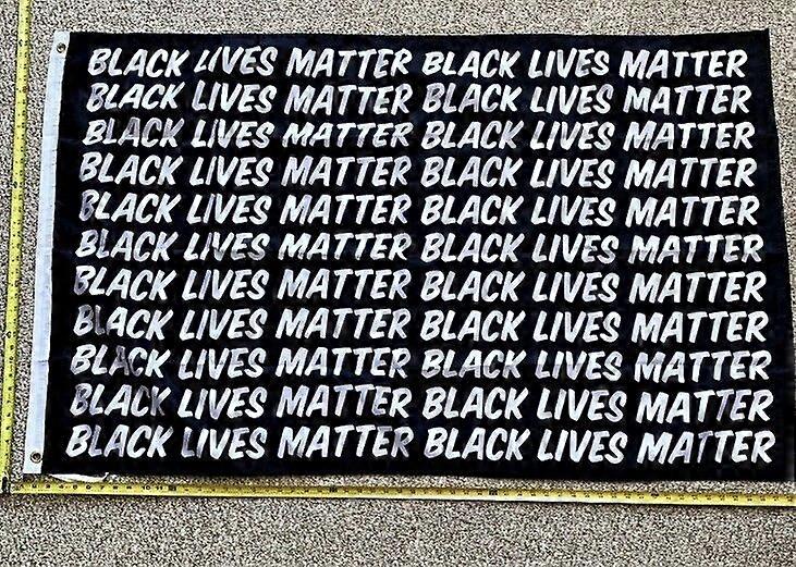 Tune Up Neon Flag Qi 2237