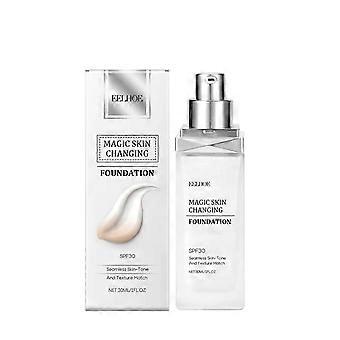 Base de maquillaje líquida iluminadora con aloe vera y ácido hialurónico para un maquillaje impecable, duradero e hidratante con vitamina E.