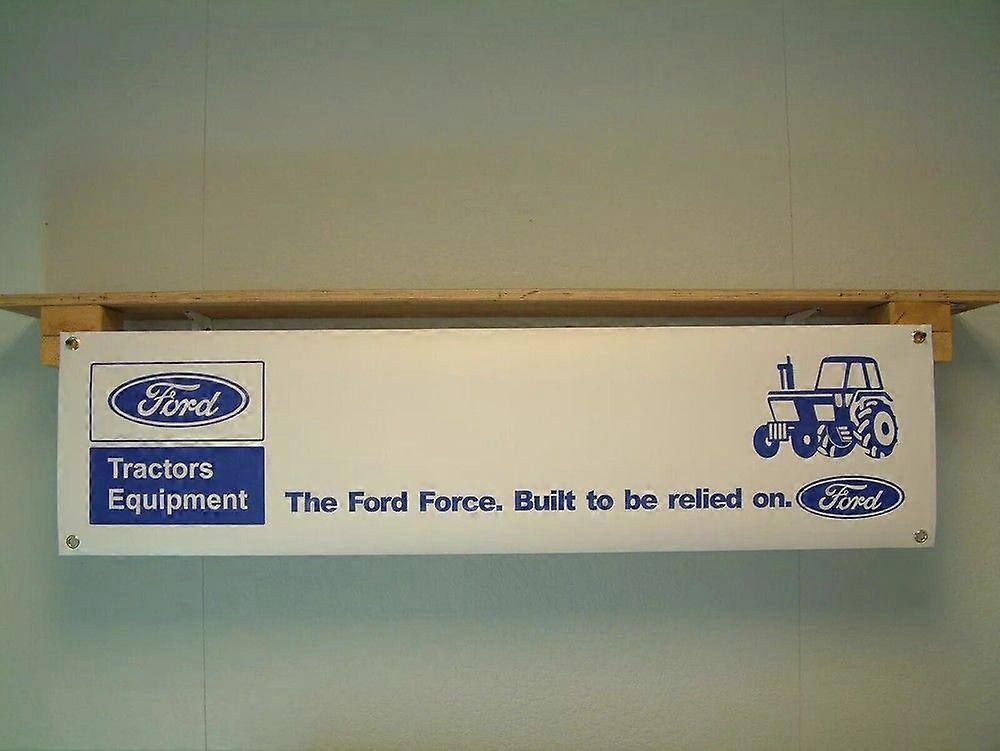 d ce Tractors Banner HF1134
