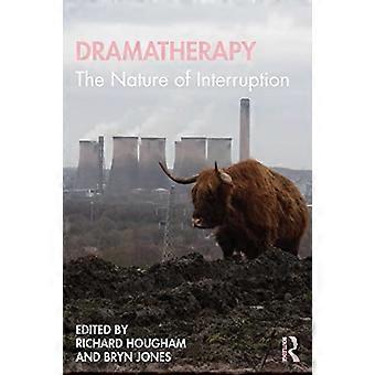Draamaterapia: keskeytyksen luonne