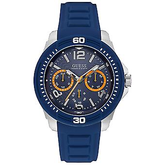 Guess tread Japanese Quartz Analog Man Watch with W0967G2 Silicone Bracelet