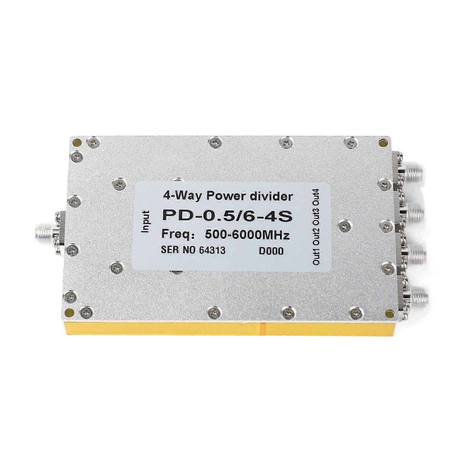 4 Way SMA Power Divider 500 To 6000MHz Small Insertion Loss High Gain SMA Microstrip Power Splitter