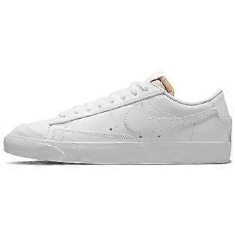 Nike Blazer Low 77 Weiß Damen DC4769-101