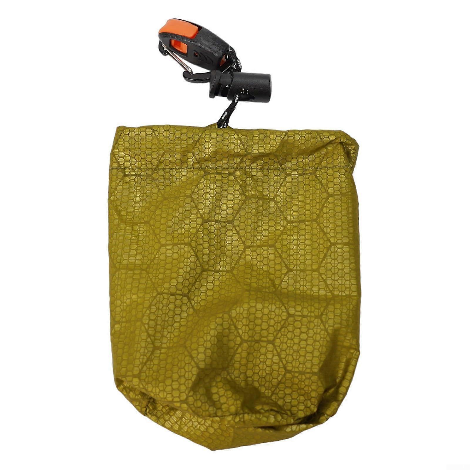 Compact outdoor sleeping bag, storage solution, ideal for preparation and exploration green