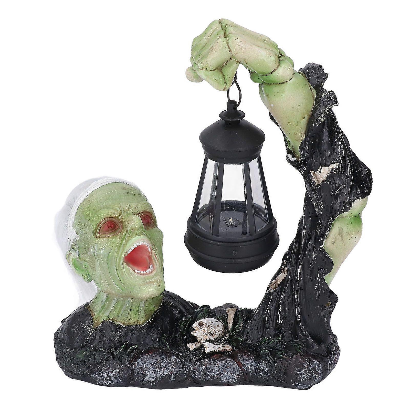 2025 Latest Model Horror Skull Statue Lantern Green Color Resin Solar Powered