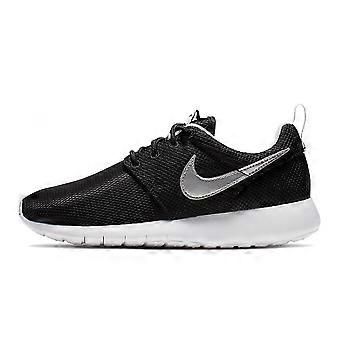 Nike Roshe One Black Metallic Silver GS 599728-021