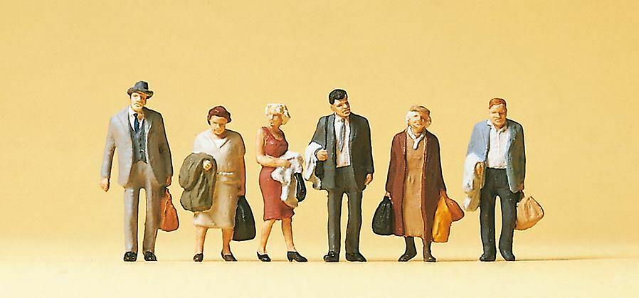 Preiser PR10403 Passengers (6) Exclusive Figure Set HO 1:87 (OO gauge compatible) Plastic Painted Figures [HO] Scale model