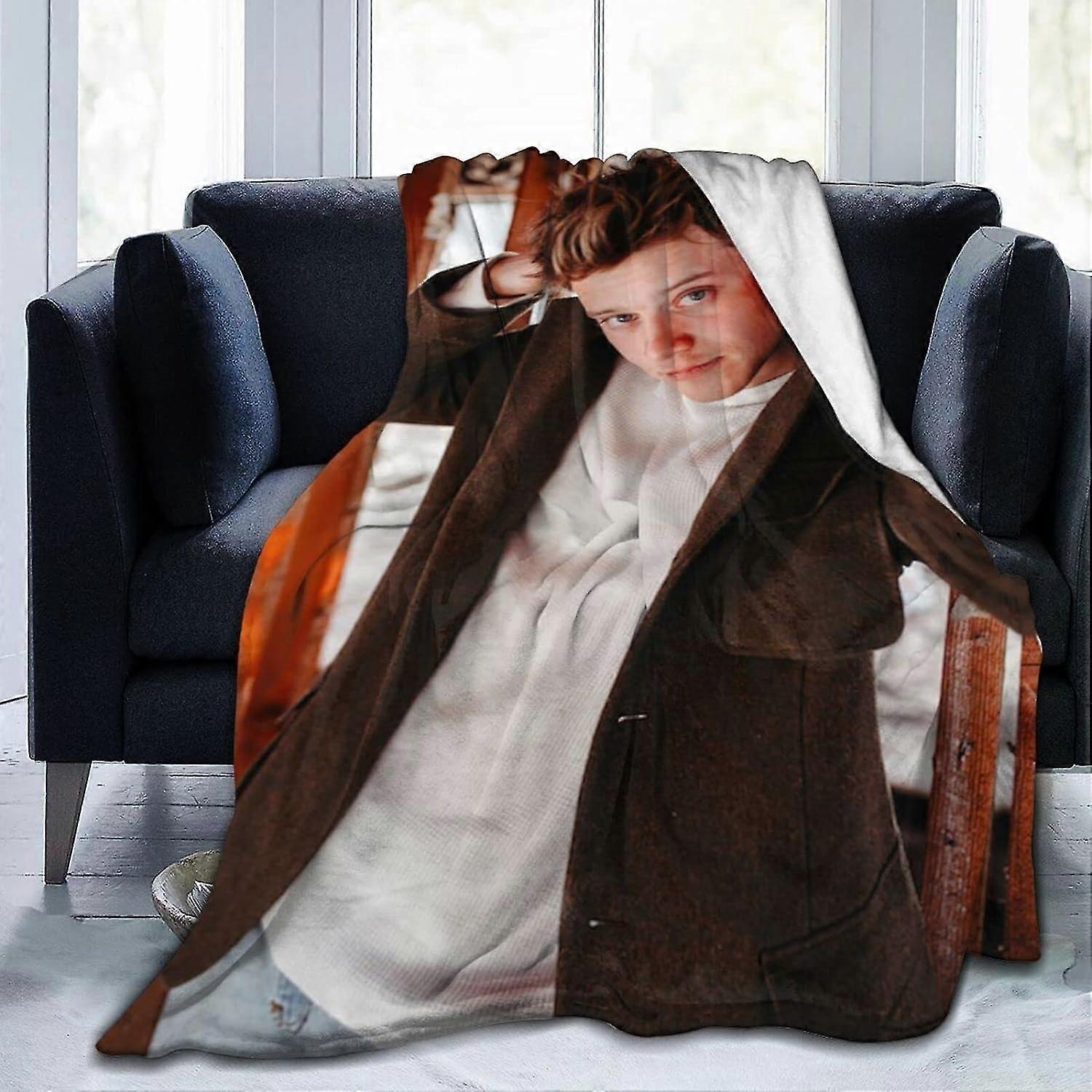 بطانية الفانيلا رودي J & J بانكو الفراش بطانية الصوف لينة مراوغ بطانيات تكييف الهواء لأريكة المعيشةjvrivjh3881