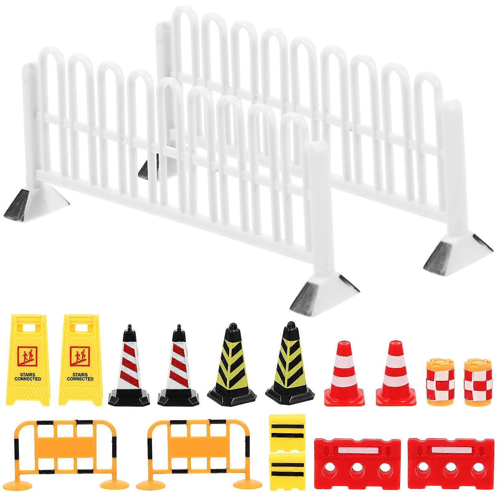 18pcs Traffic Sign for Educational Play – Interactive Road Scene Learning Tool for Parents, Bright & Lightweight Design