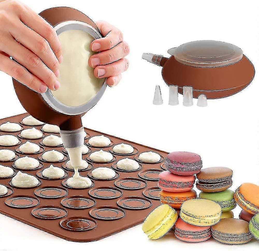 2024, Macarons Backset mit Dekoration Pen-Yvan