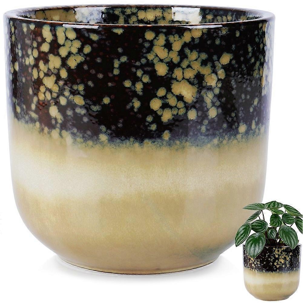 Glazed porcelain pot with unique design for any interior