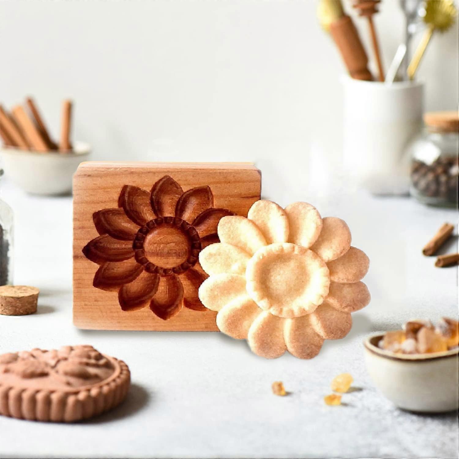 Wooden Cookie Mold with Elegant Engraved Patterns, Beech Wood Gingerbread Mold for Baking