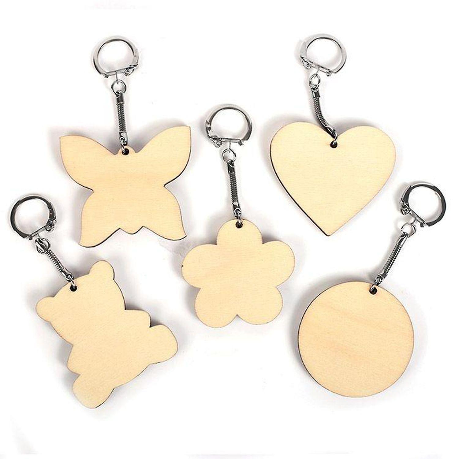 40 assorted wooden key rings 5.5 x 5.5 cm