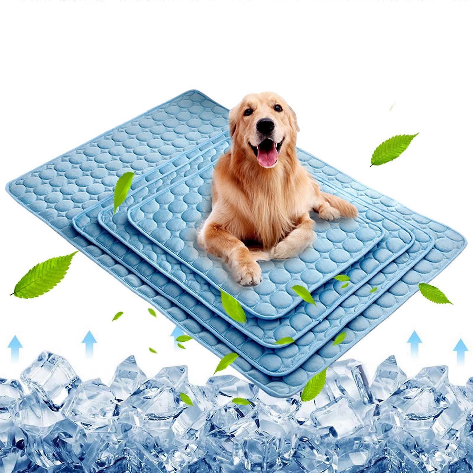 Washable Breathable Non-Toxic Dog Cooling Mat Small Size For Home Use Indoor Use