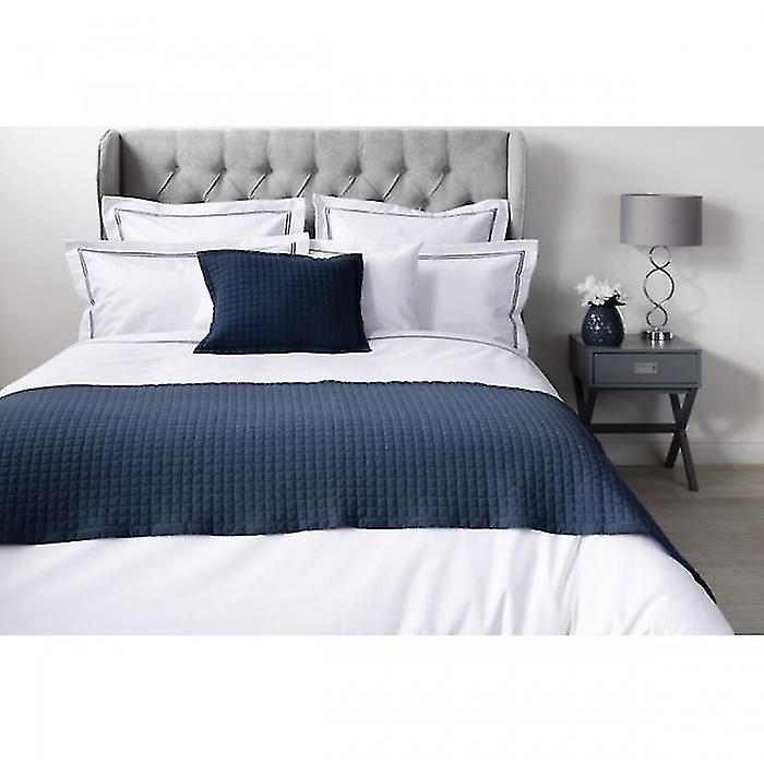 Beaudorm Crompton Quilted Bed Runner Belledorm Crompton Quilted Bed Runner Belledorm Crompton Quilted Bed Runner Belledorm