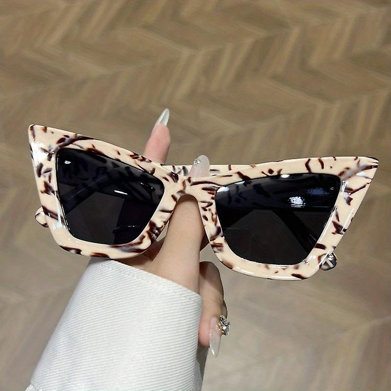 Vintage Cat Eye Sunglasses - Uv400 Protection - Perfect For Parties & Outdoor Adventures!