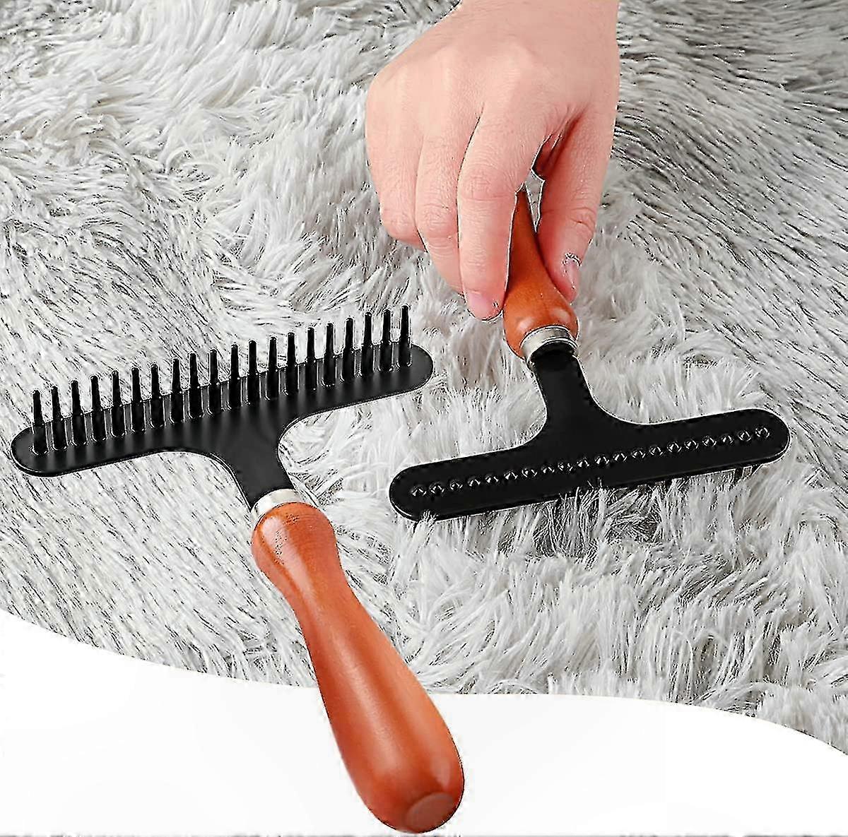 Handheld Carpet Rake for Restoring Softness and Fluffiness, Removes Hair and Debris Efficiently