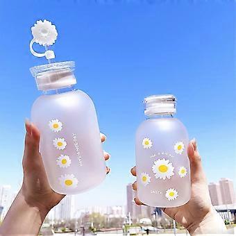 Cute Water Bottles Kawaii Aesthetic Water Bottles Milk Juice Daisy Glass  Water Cup for Girls, Straw and 2 Lids, 16 oz (Four flower) | Fruugo DE