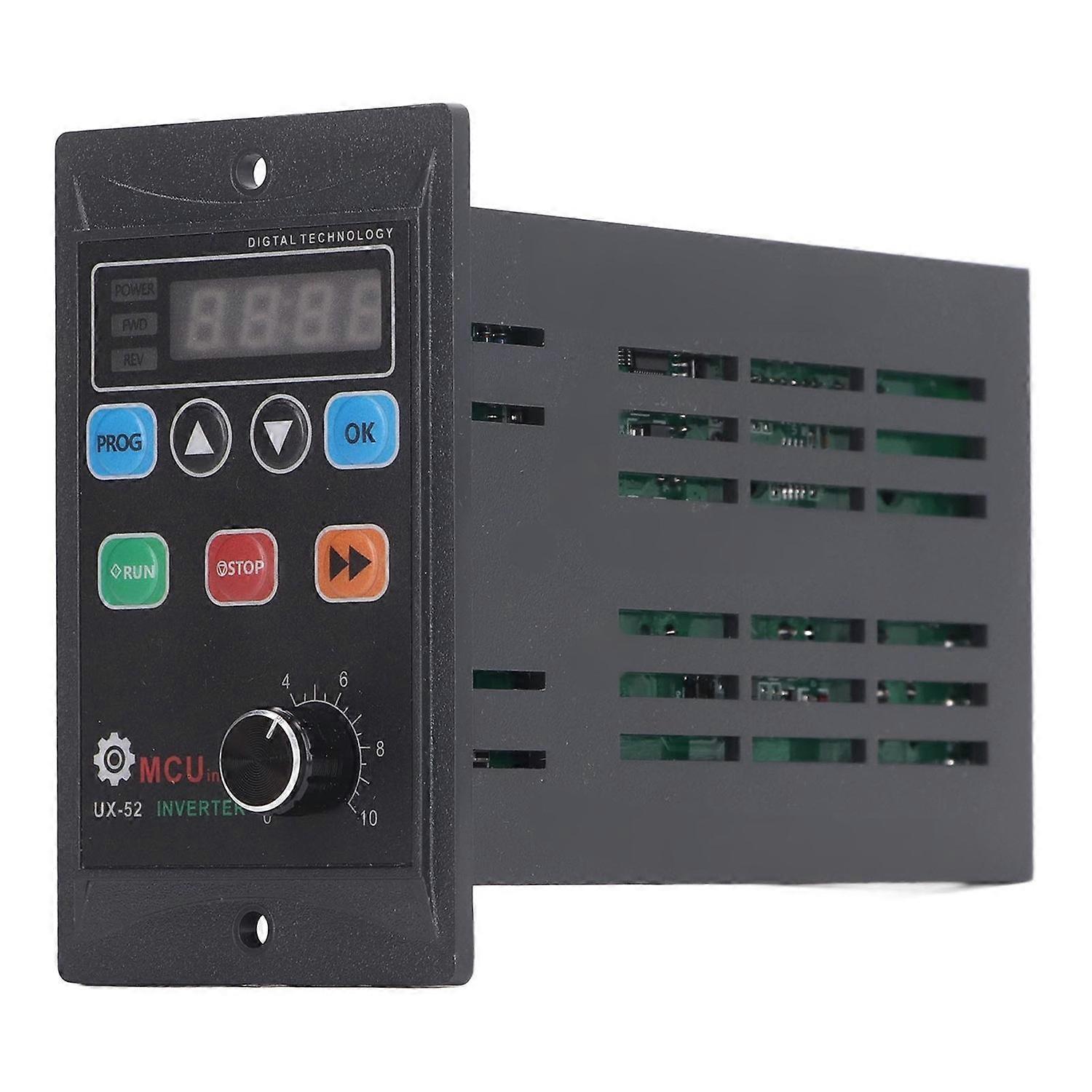 Variable Frequency Drive 1PH 176‑264V Input 3PH 0‑220V Output VFD 750W for Motor Pump