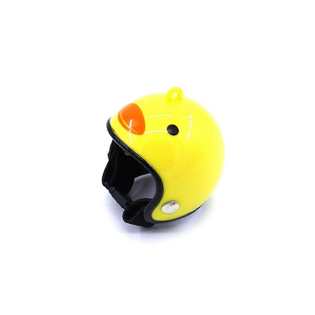 Small Animal Helmets, Expandable Size for Effective Poultry Protection