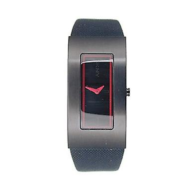 Dkny essentials Quartz Analog Women's Watch with Nylon Bracelet NY3828