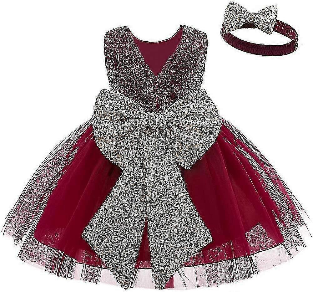 Fille Bow Party avec couvre-chef vin rouge