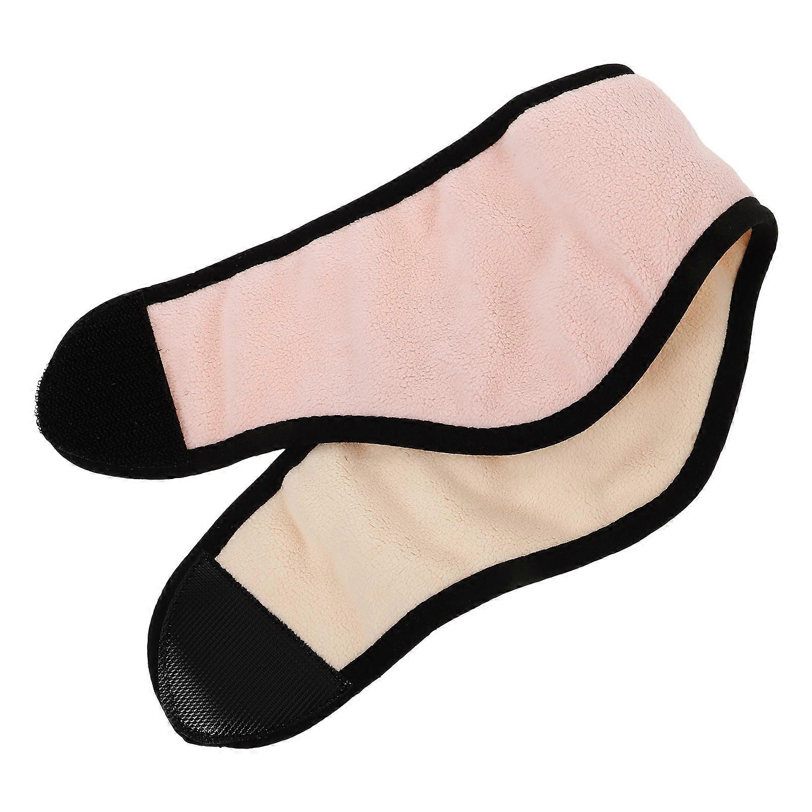 ** ** と **気を散らすものを遮断**するために設計された **スリーピング マスクとイヤーマフの組み合わせ** について説明しているように聞こえます。これらのタイプの