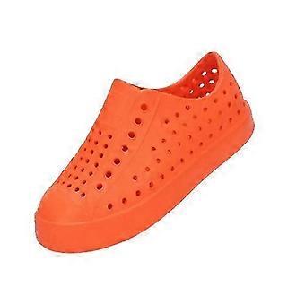 Lichtgewicht EVA-slippers voor kinderen met een uitgeholde grot-strandlook.