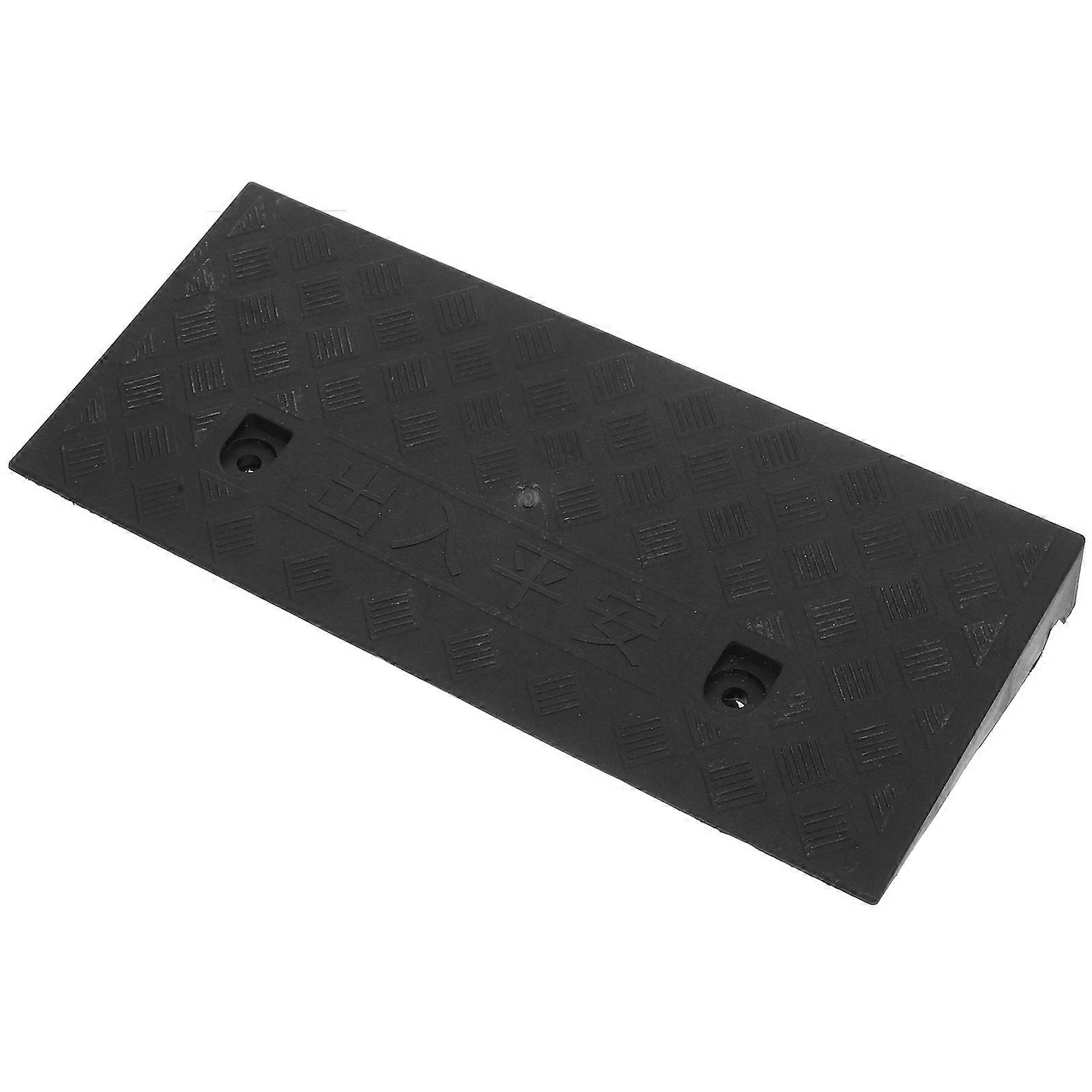 Wheelchair Curb Ramp Heavy Duty Plastic Ramp for Car Use Driveway Ramps Reduce Vehicle Speed Durable 1Set