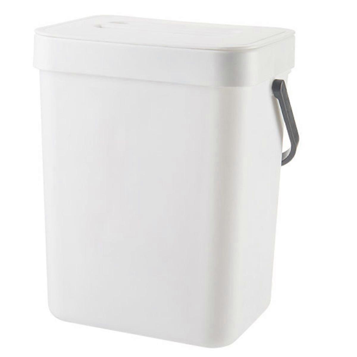 Trash Can
Quiet-Close Trash Can
