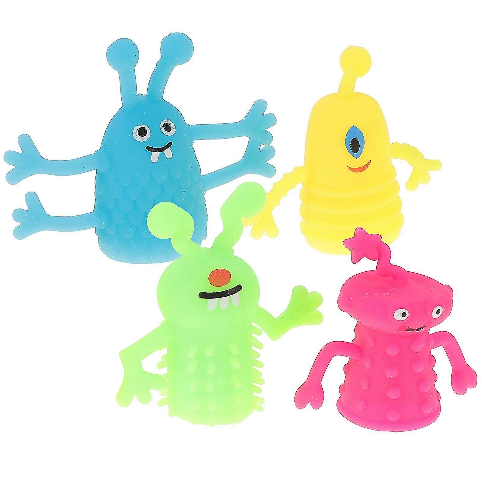 4Pcs Decorative Finger Dolls Mini Finger Puppet Finger Plaything (Random Color)