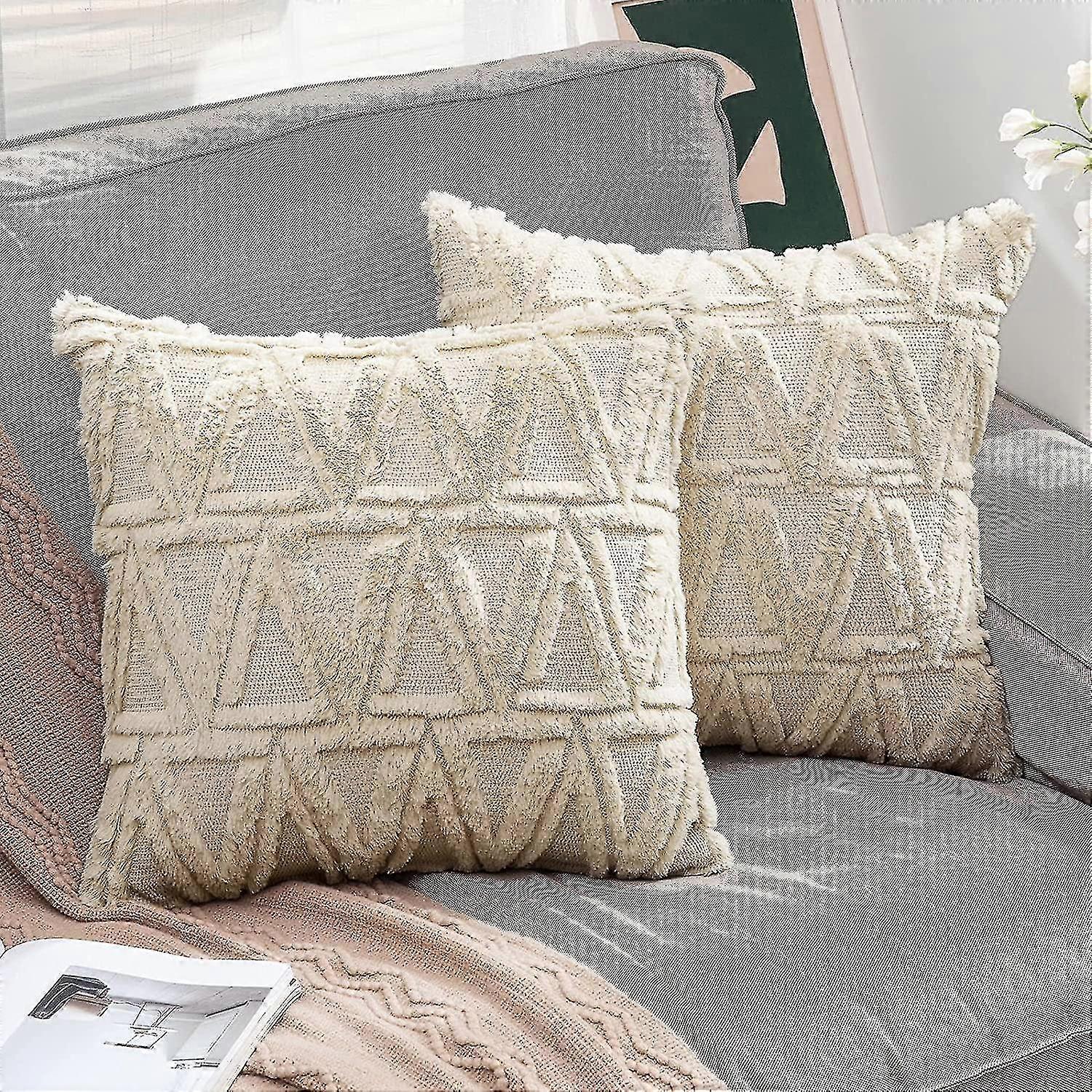 Set Of 2 Cushion Covers Fabric Artificial Wool 45x45cm Beige