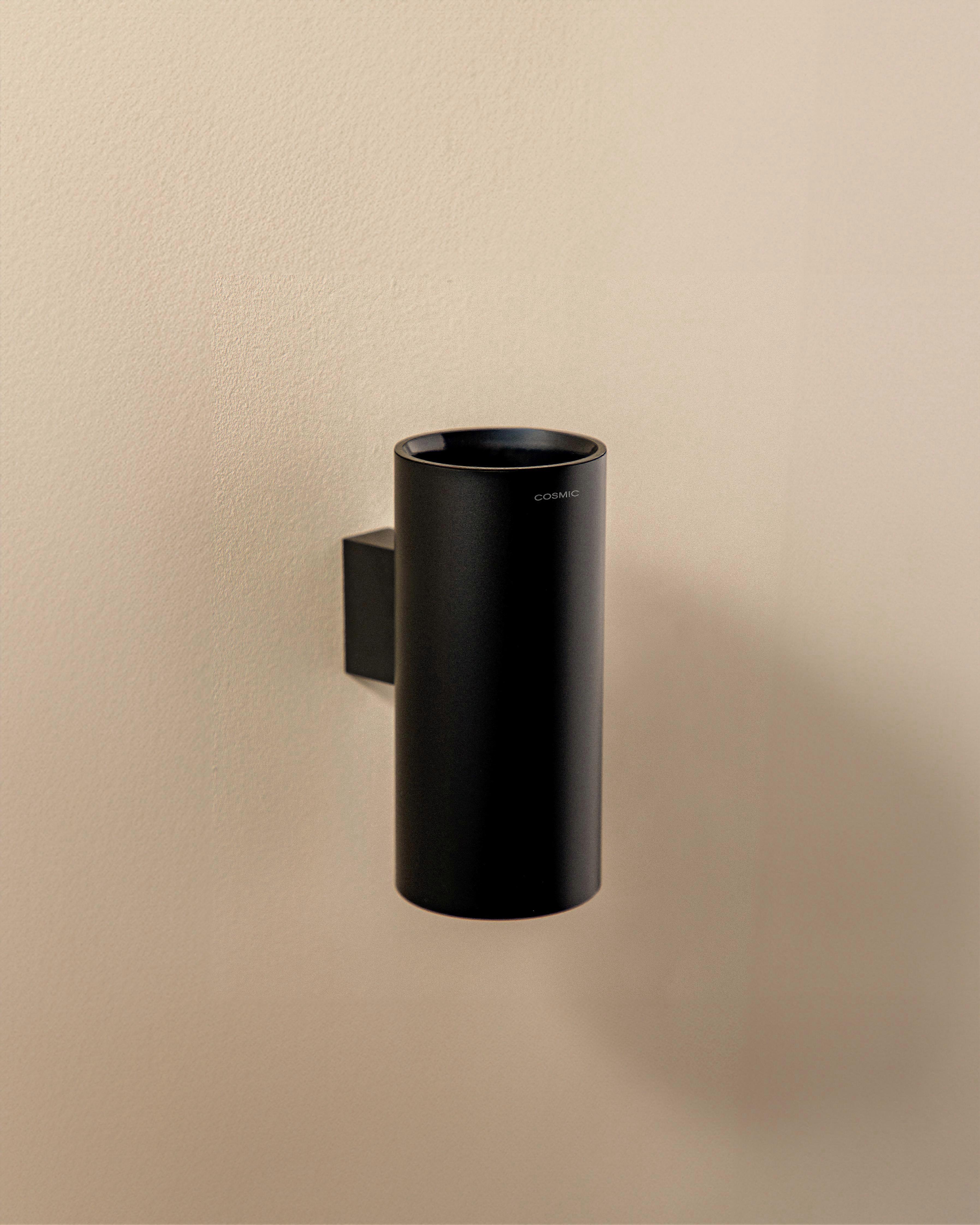 COSMIC Toothbrush Holder Matt Black Logic