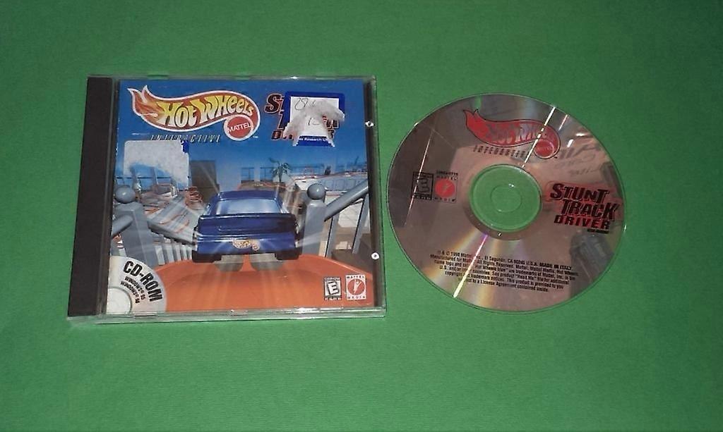 Hot Wheels Stunt Track Driver  Game - PC CD - New & Sealed