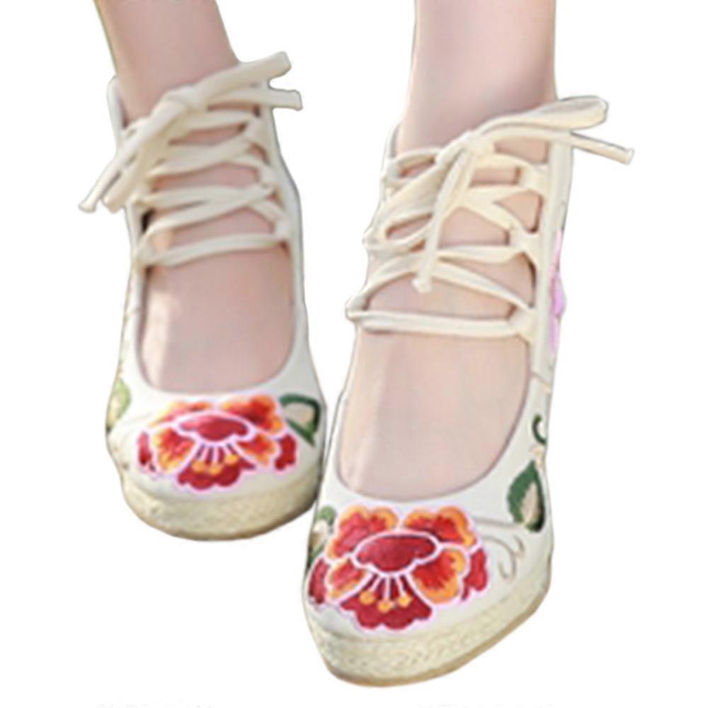 Old Beijing Cloth Embroidered Shoes Classical