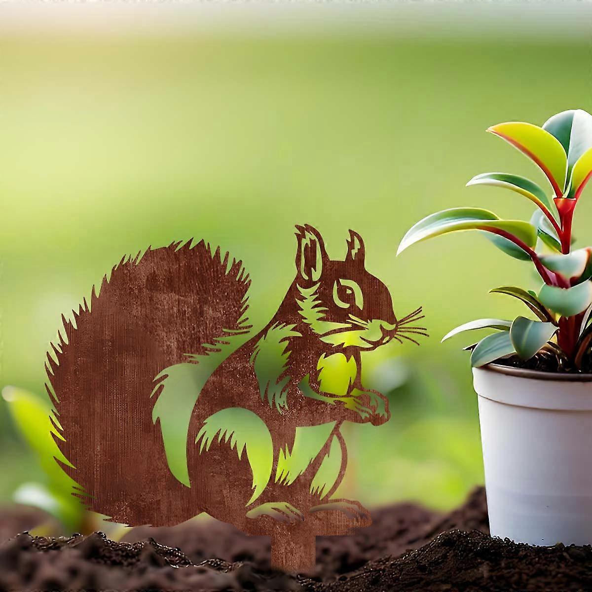 1PC Decorative Rusty Squirrel Metal Garden Stake Ornament Sculpture for Lawn Yard