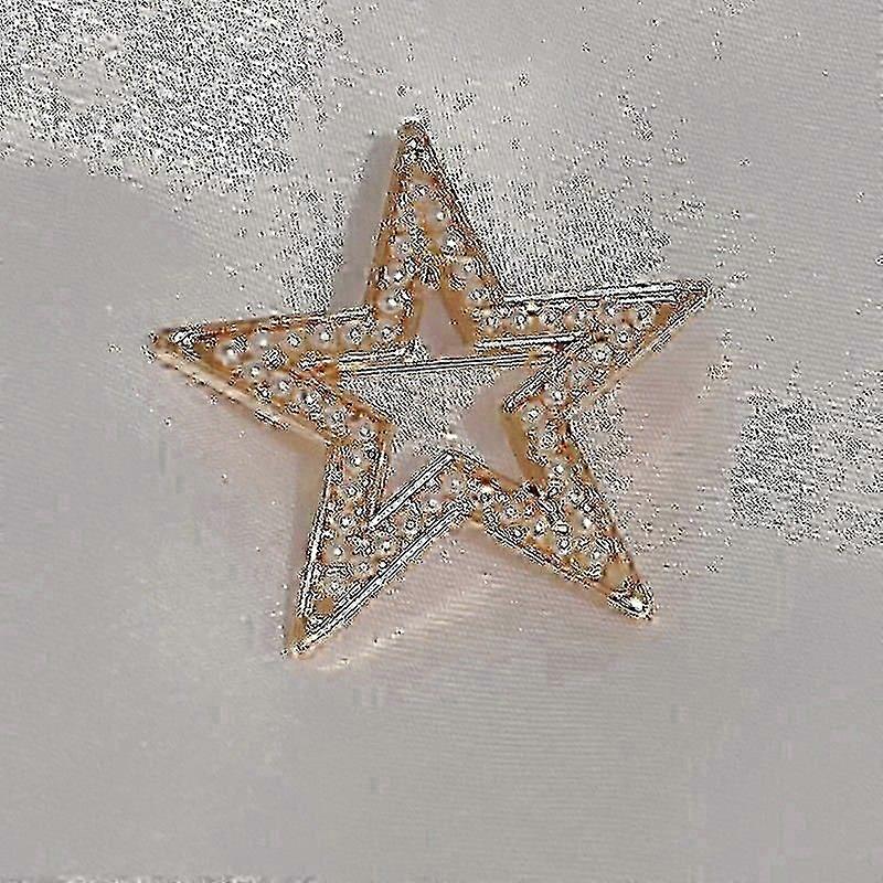 Double C Design Brooch For Classic Style Lovers