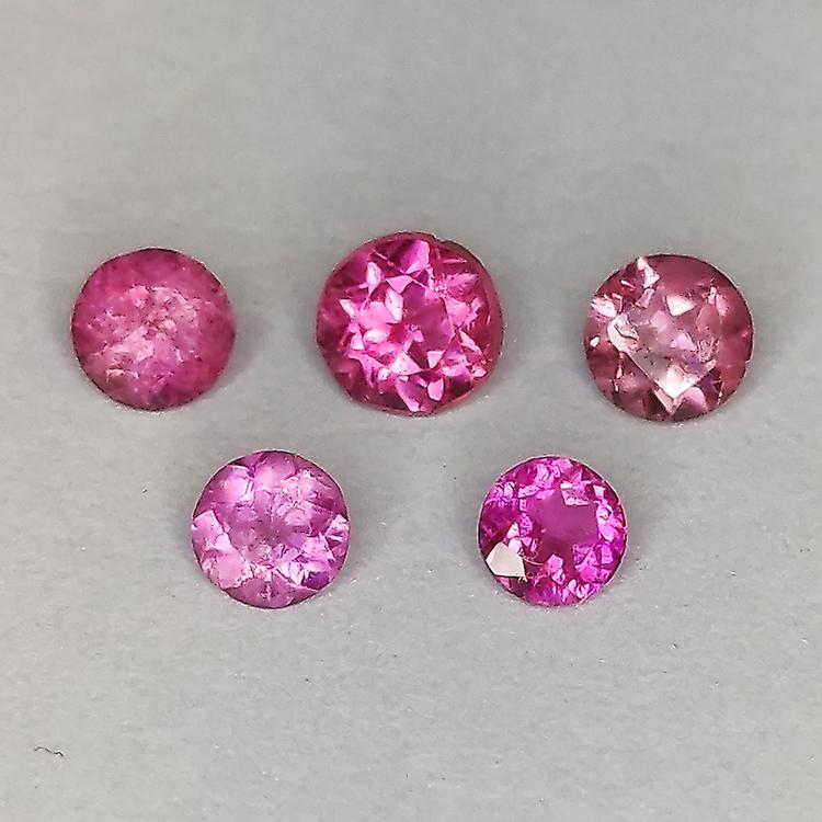 粉红色红碧玺 圆形切割 3.1-3.9mm 1ct awo85