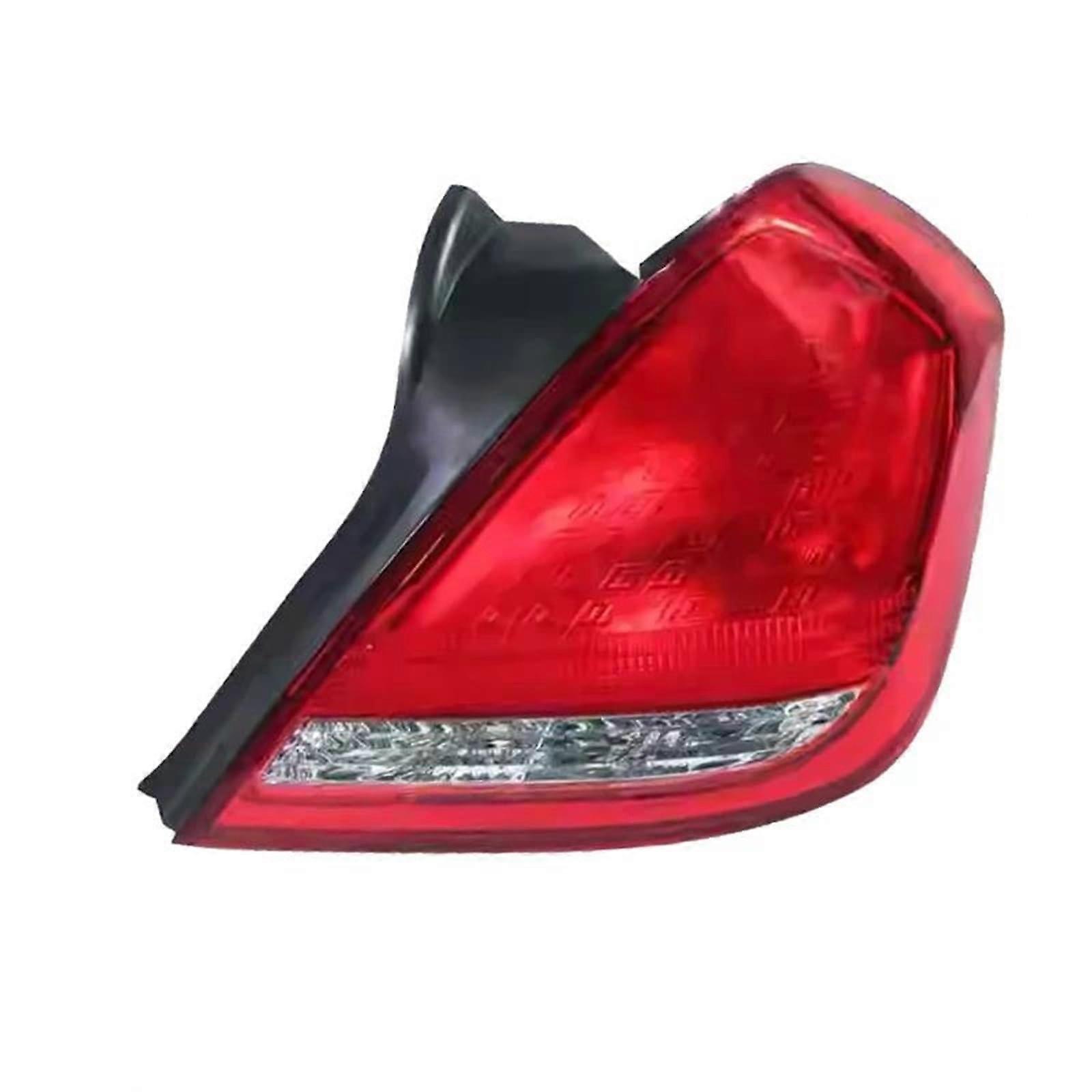 Nissan Teana 2004–2005 Right Side Rear Bumper Indicator Tail Light Assembly Compatible OEM Specifications