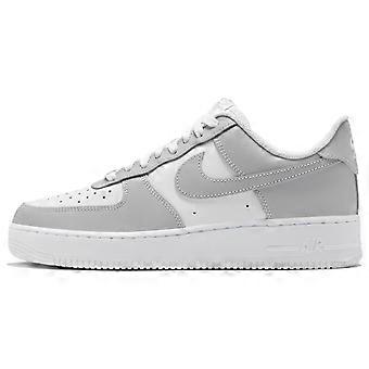 Scarpe da skateboard basse Nike Air Force 1 da uomo, grigio e bianco FD9763-101