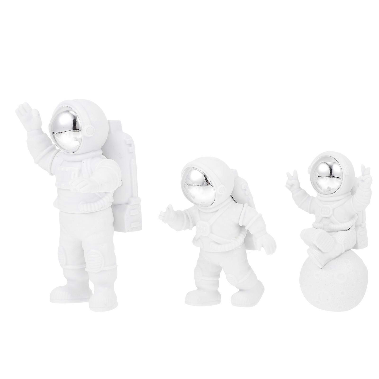 Creative Resin Craft Astronaut Decor for Indoor Use 9Pcs Set
