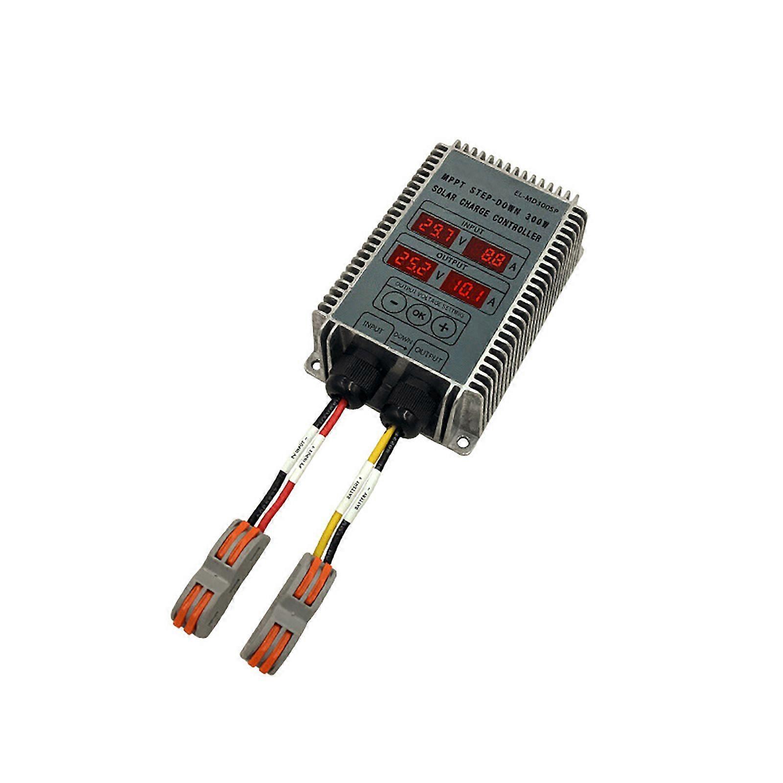 200W Step-down MPPT Real- Tracking Function Display Solar Regulator Auto Focus