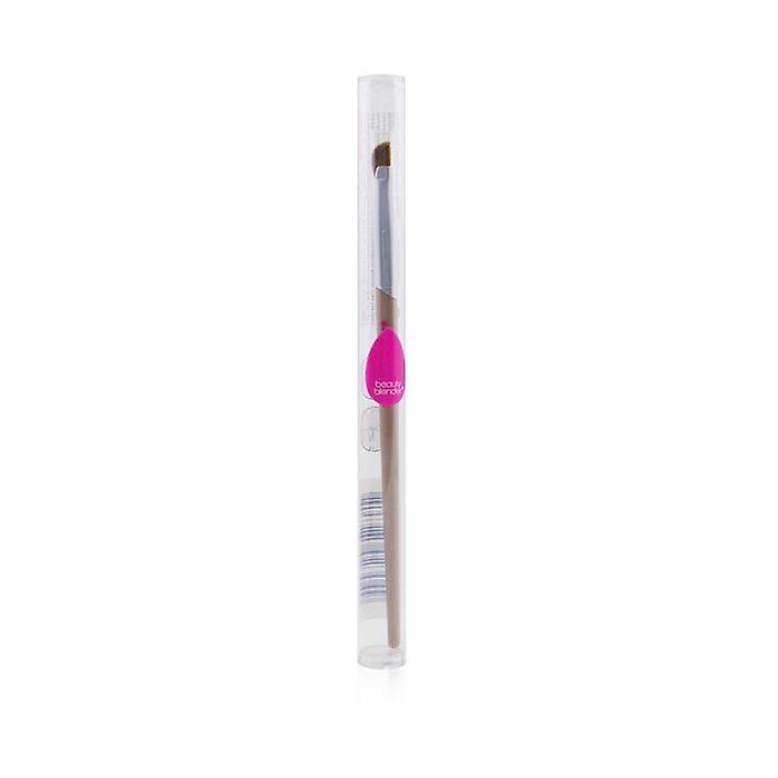 Beautyblender Wing Man Curved Eyeliner Brush
