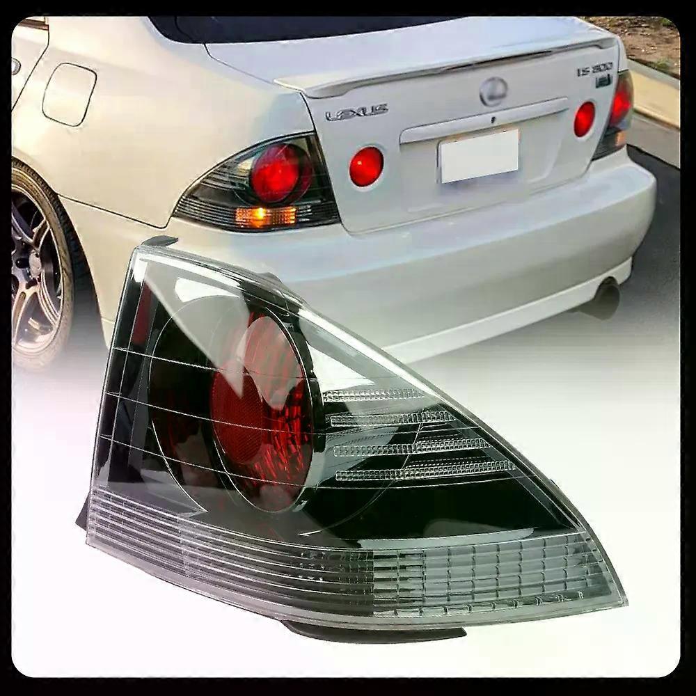 High qualityLeft/Right Side Tail Lamp For Lexus ALTEZZA RS200 IS200 1998 1999 2000 01 02 03 04 05 Rear Tail Light Brake Lamp with Wire Harne