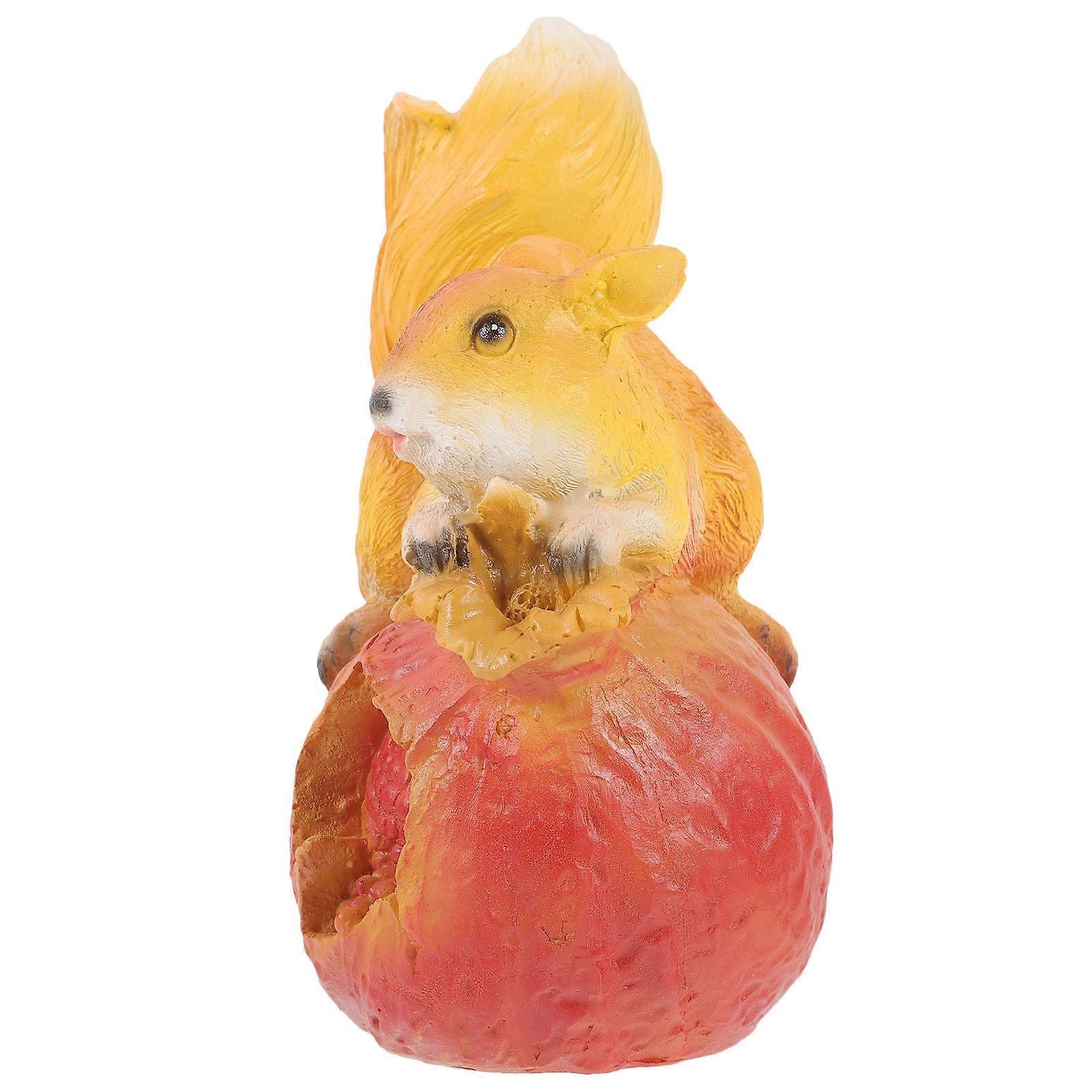 Decorative Resin Squirrel, Durable Craft for Garden and Party Enhancement